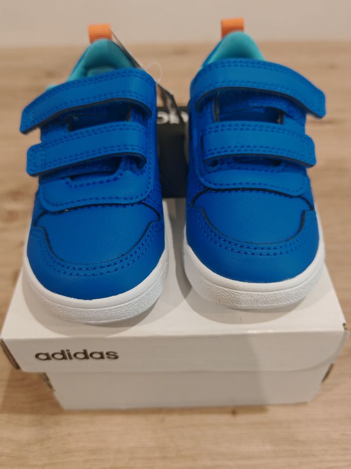 Basket garçon, taille 21, adidas