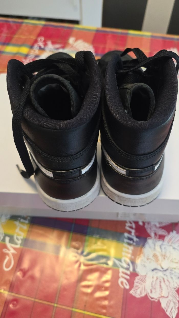 🤩🥰😍 Bastets jordan nike pointure 36.5 unisex (mises une fois) - photo numéro 5