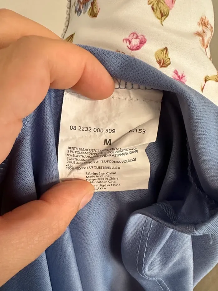 Débardeur d’un magnifique bleu - photo numéro 4