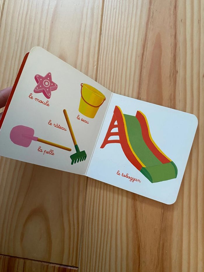 Livre petit ours brun - photo numéro 2