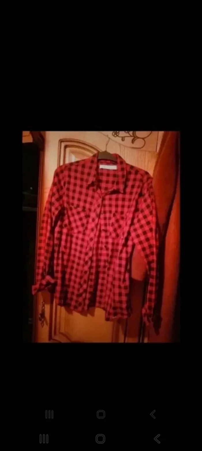 Chemise à carreaux