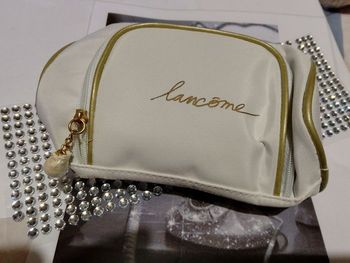 Trousse maquillage Lancôme et produits