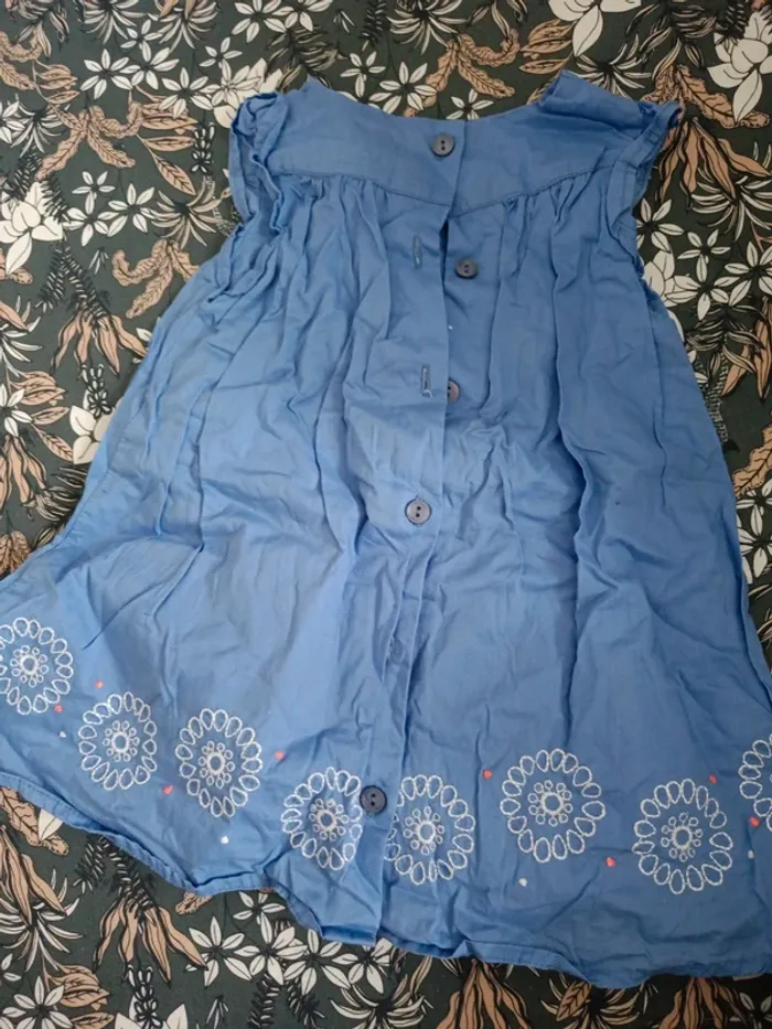 Robe P'tit bisou bleue lavande broderies fleures 12 mois - photo numéro 4