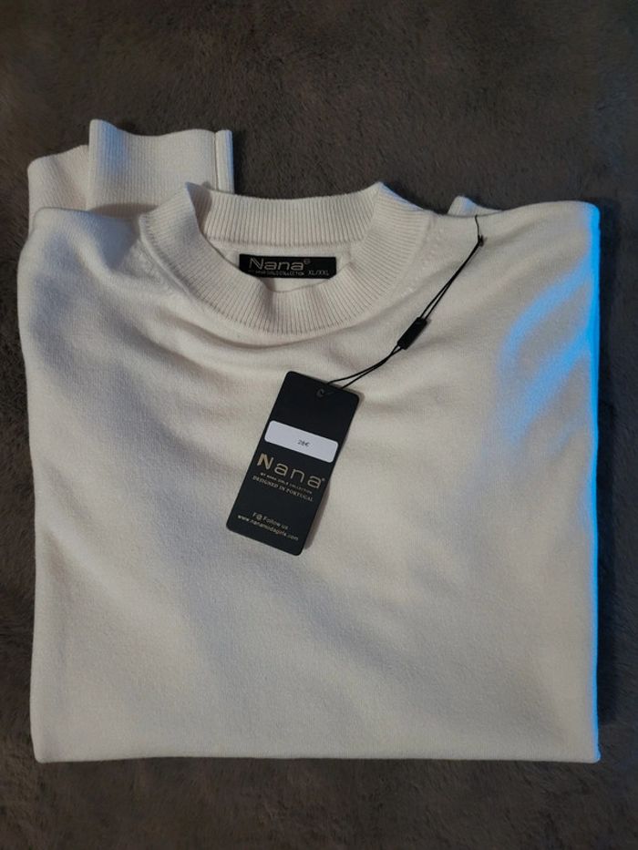 Sweat beige "Nana" neuf avec étiquette, taille XXL🇵🇹 - photo numéro 3