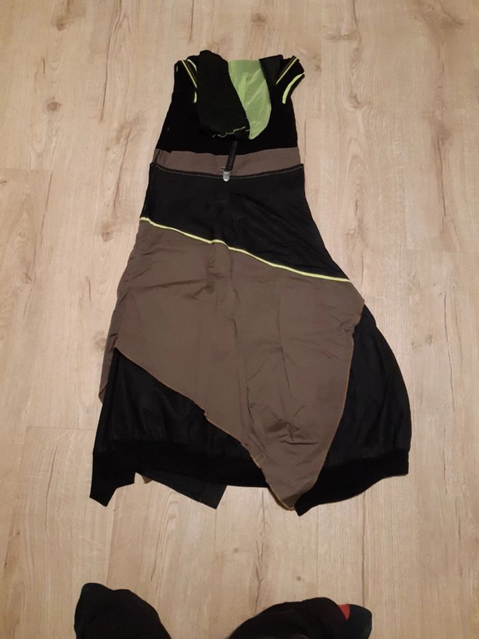 Robe Neuve T36 "La mode est à Vous" - photo numéro 3