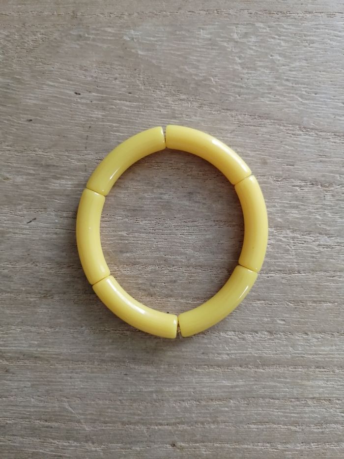 Bracelet élastique perles tubes jaunes neuf - photo numéro 2