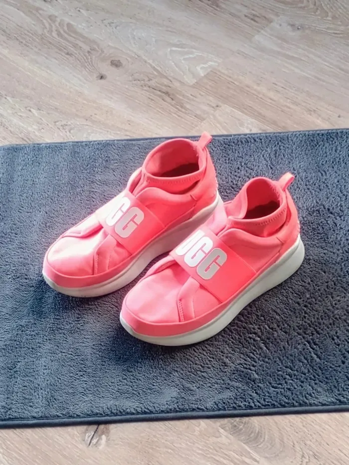basket UGG rose T39 - photo numéro 5