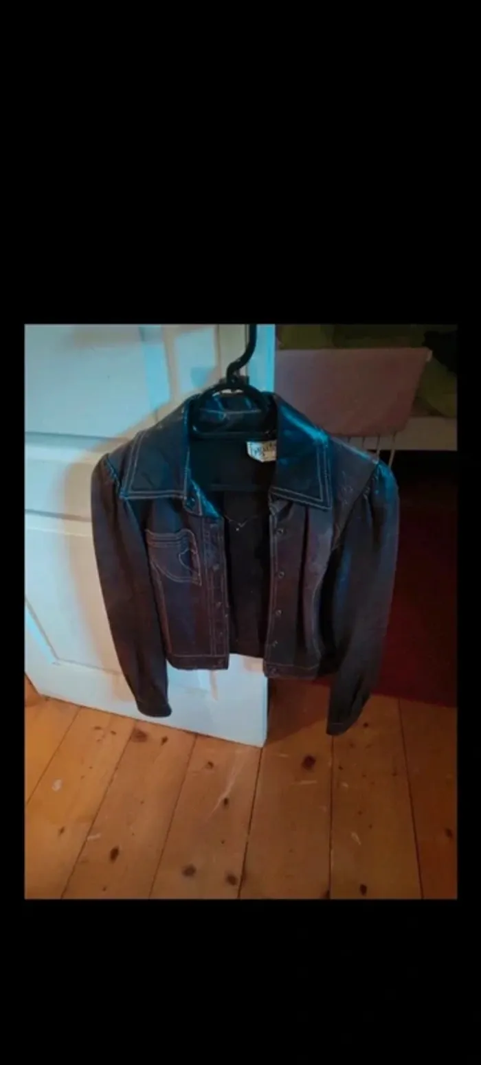 Veste en Cuir Véritable Bagatelle – Taille 36 – Pièce Rare & Stylée