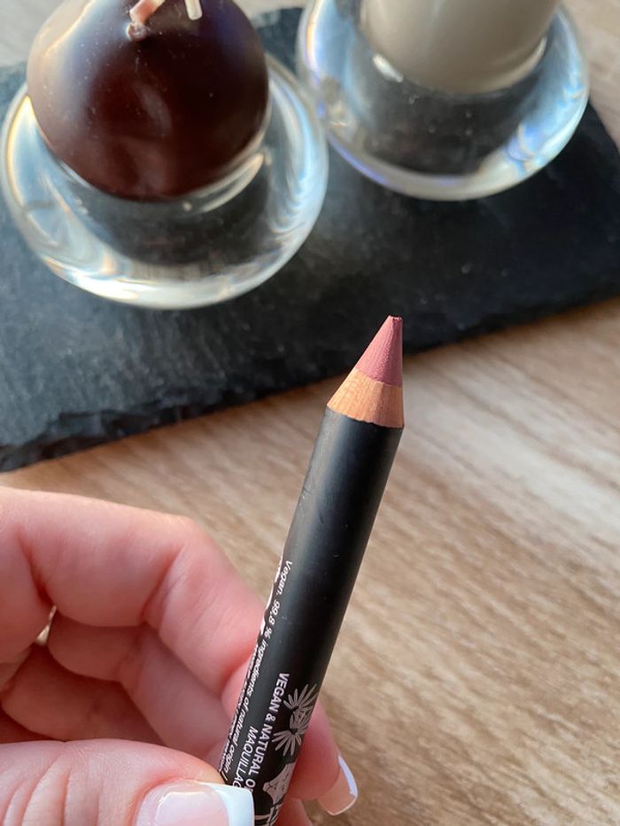 Crayon maquillage - photo numéro 11