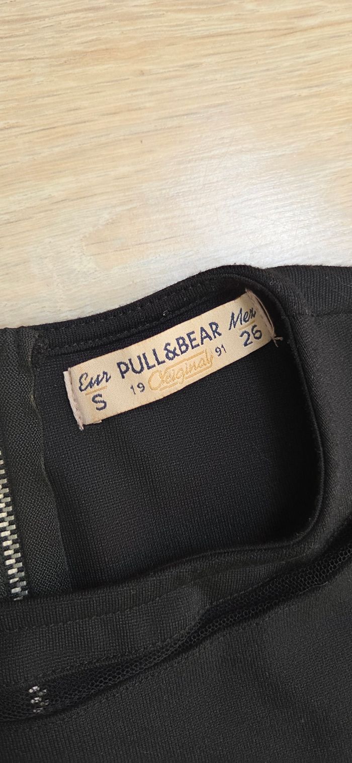 Robe Pull & Bear taille S noire en très bon état - photo numéro 4