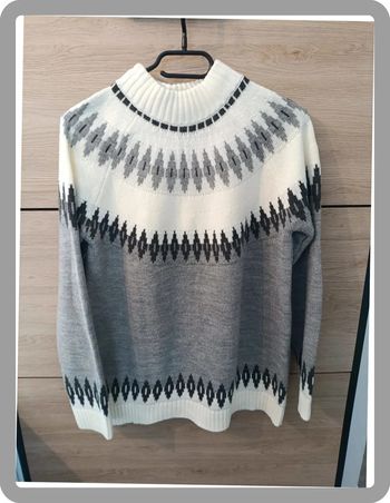 Pull tissaia
