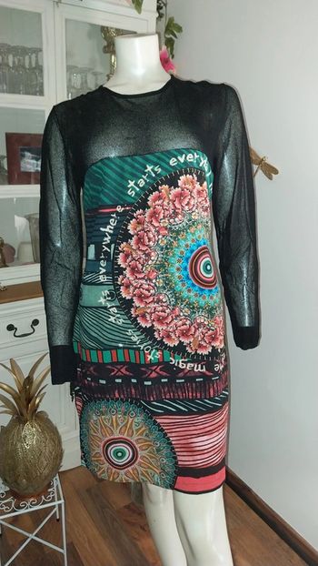Robe midi Desigual excellent état porté 1 fois Taille 40