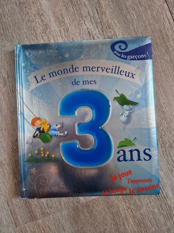 Livre "Le monde merveilleux de mes 3 ans"