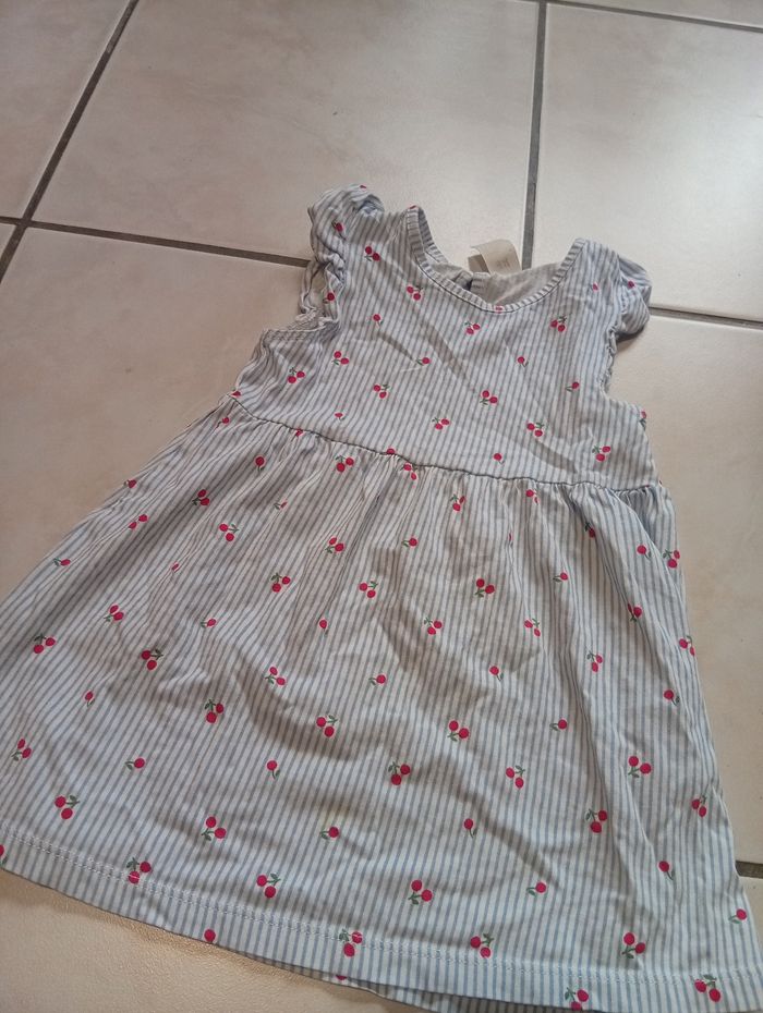 Robe h et m