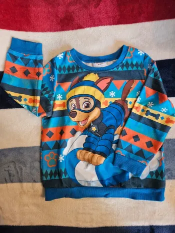 Sweat-shirt 3-4 ans 50 centimes
