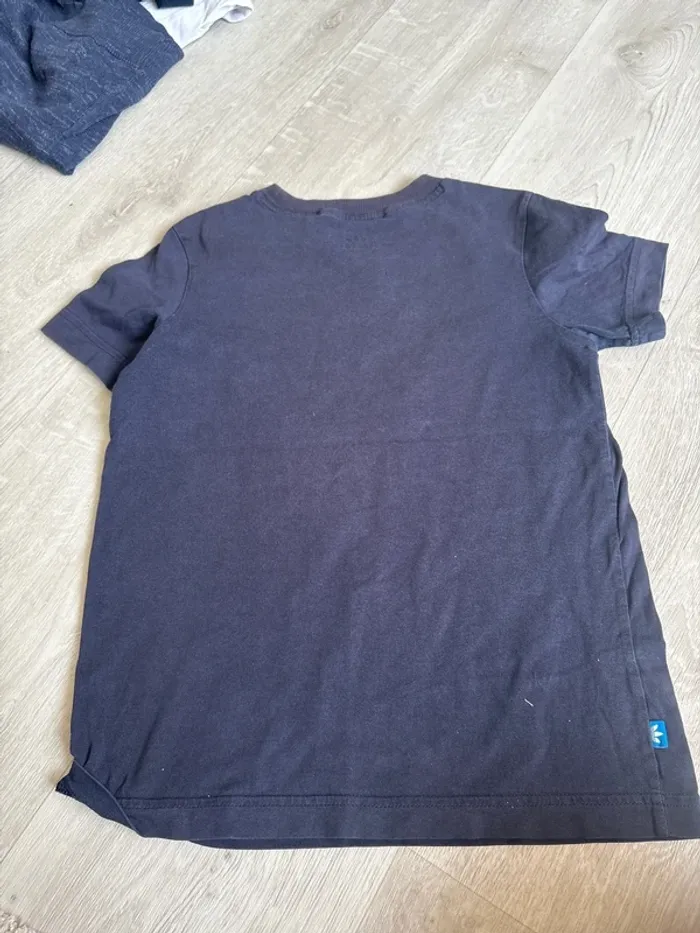 tee shirt Adidas tête de mort 9-10 ans - photo numéro 4