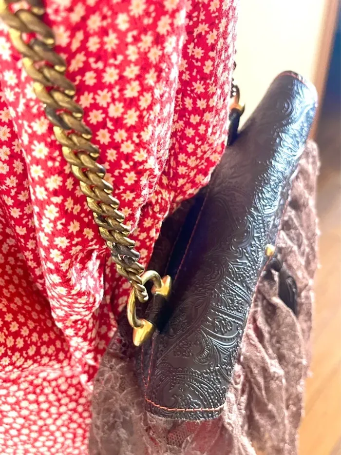 Sac en Cuir avec Dentelle de Calais – Élégance Chic - photo numéro 10