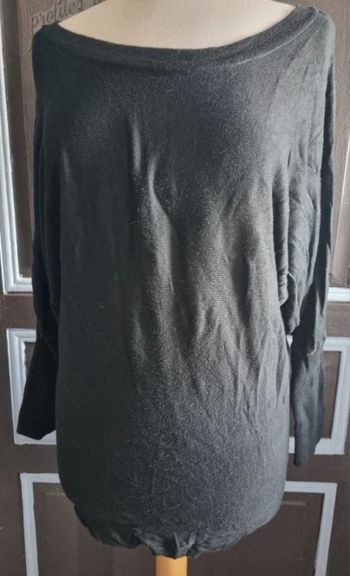 Pull noir taille 38