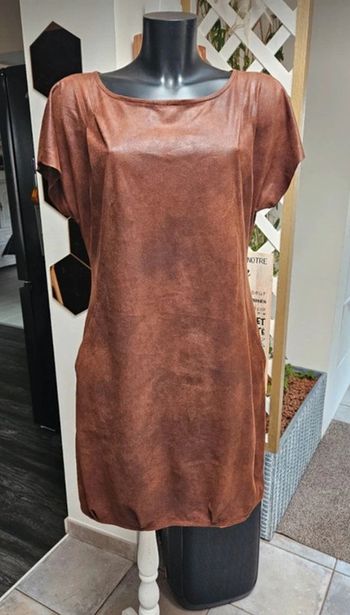 Robe courte zara marron taille M