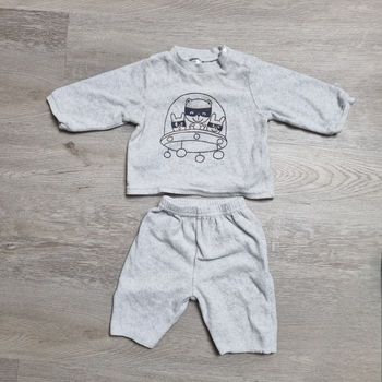 Pyjama 2 pièces bébé 6 mois Dors-Bien Velours Motifs Ours Masqué Tres Bonne Etat