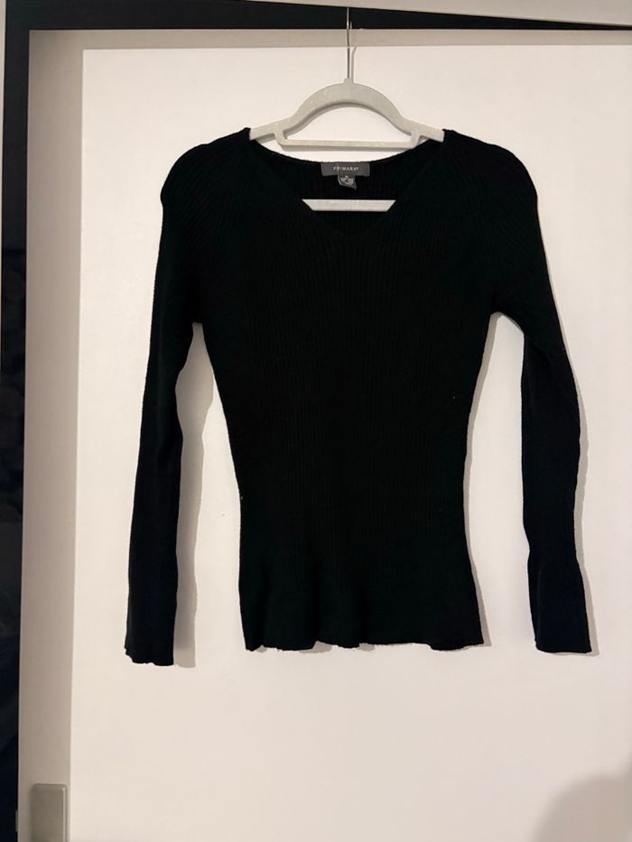 Pull en v - photo numéro 1