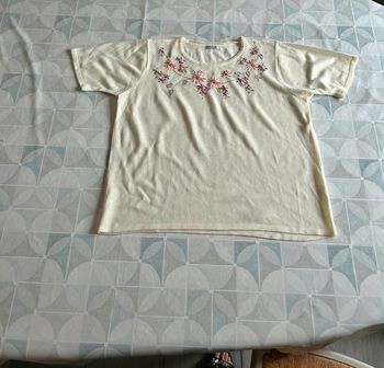 T shirt femme 3XL / 46 - Damart - en très bon état
