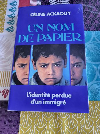Un nom de papier de Céline Ackaouy