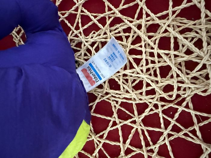 Dinosaure ptérodactyle Puffalump Dino Roar vintage 1992 violet néon vert citron et rose par Fisher-P - photo numéro 5