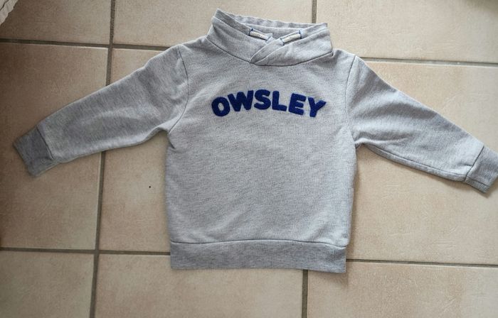 Sweat taille 3 ans