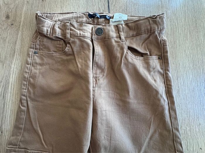 Pantalon Ikks style cargo  taille 12 ans  Neuf sans étiquette - photo numéro 4