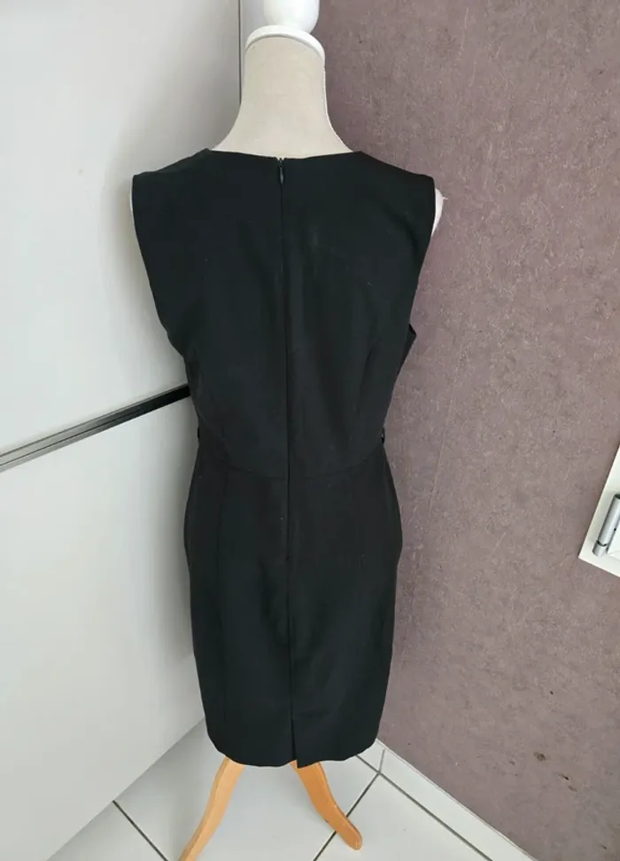 Robe Camaïeu taille 40 très bon état, peu portée - photo numéro 2