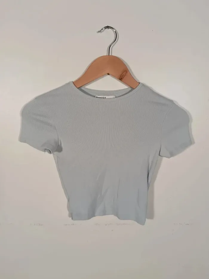 Top bleu clair bershka 34