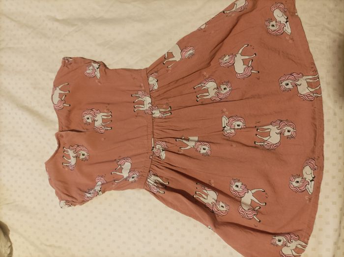 Robe licorne 5 6 ans - photo numéro 3