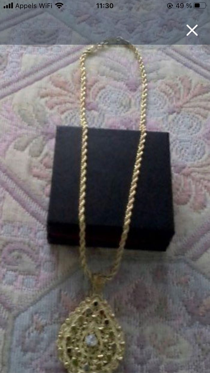 Collier pendentif