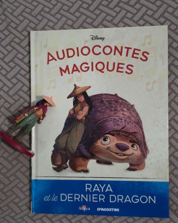 Numéro85 Livre + figurine édition audiocontes Magiques Altaya édition disney audio compte conte