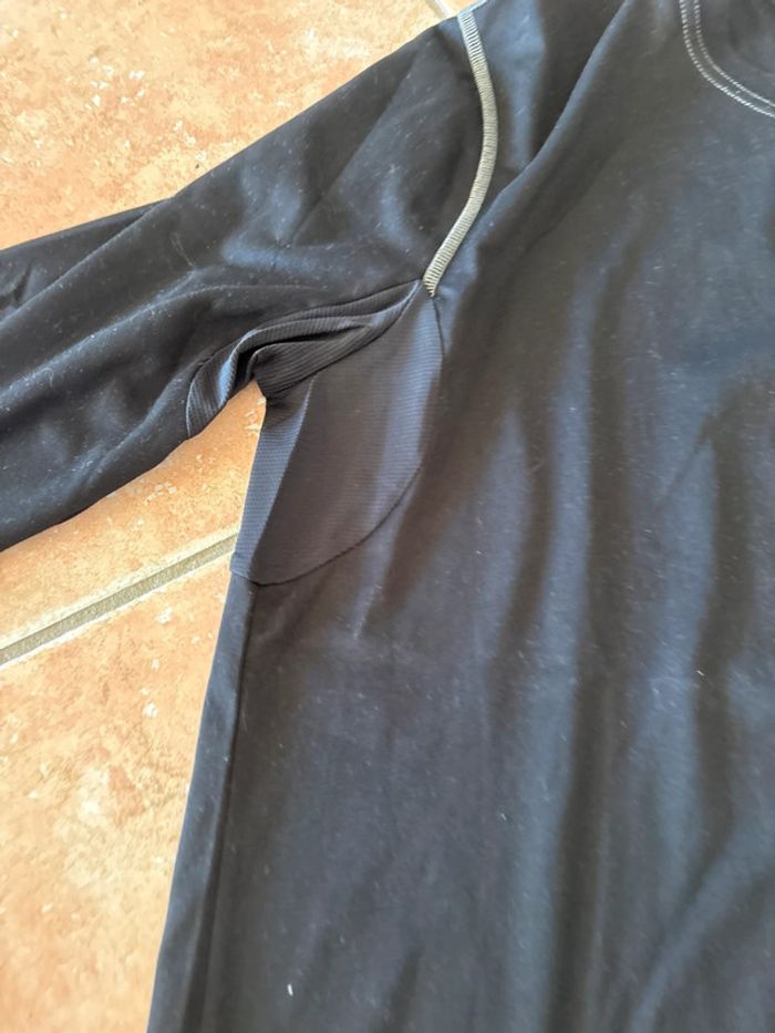 Petit tee shirt de sport - photo numéro 4