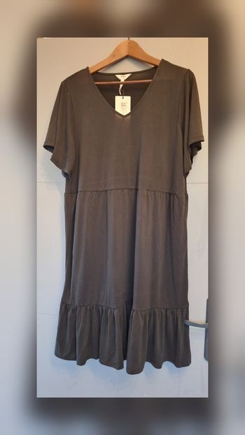 Robe neuve Object taille M avec étiquette