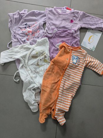 Lot 4 pyjamas velours 6 mois