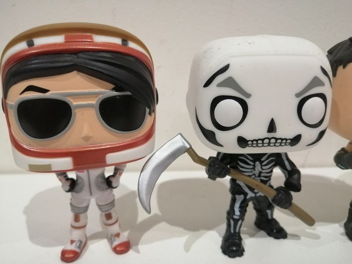 4 figurines fortnite funko pop - photo numéro 2