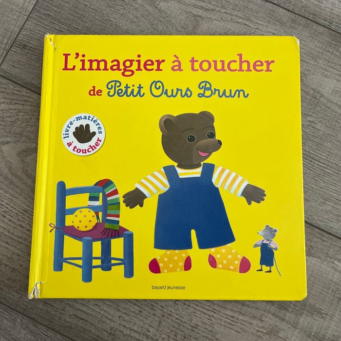 L’imagier à toucher de petit ours brun