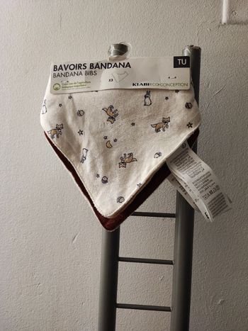 Lot de trois bavoirs bandana