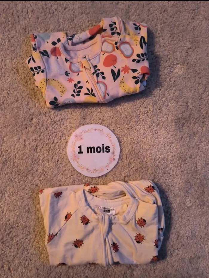 Lot bébé fille 1 mois 41 pièces - photo numéro 3