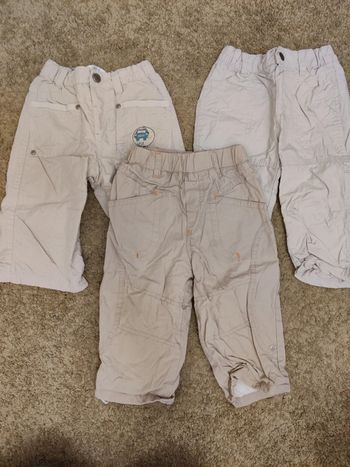 Lot de trois pantalons 12 mois