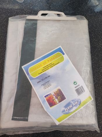 Housse de parasol neuf