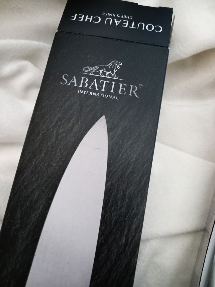 Couteau du chef Sabatier neuf - photo numéro 4