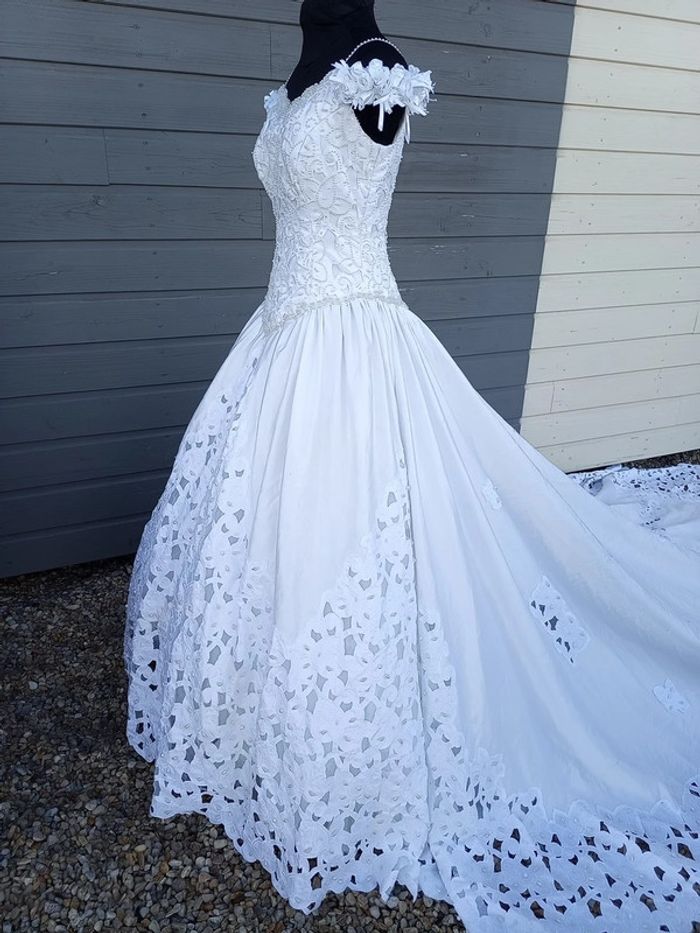 robe de mariée taille 38/40 - photo numéro 11