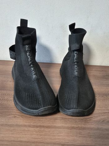 Bottines neuves textile Kendall + Kylie noires pointure 30
