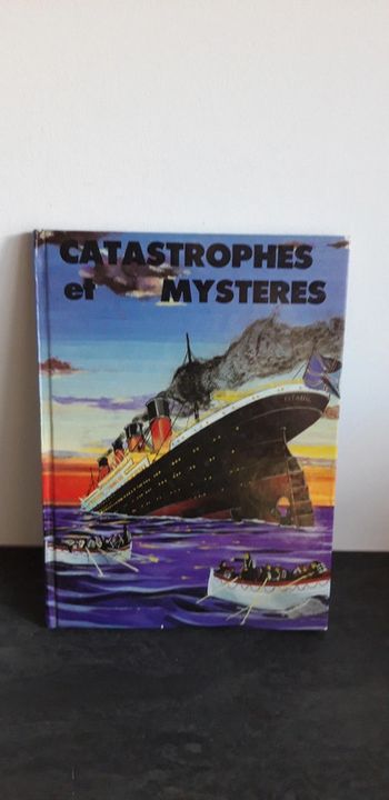Catastrophes et mystères