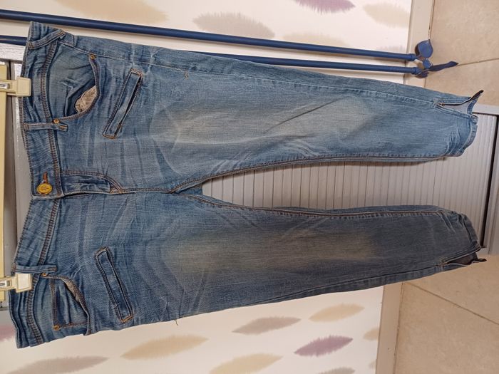 2 jeans femmes Taille 42 - photo numéro 3