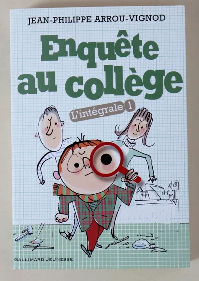 Livre broché "Enquête au collège" L'intégrale 1 (9 ans et +) édition Gallimard Jeunesse